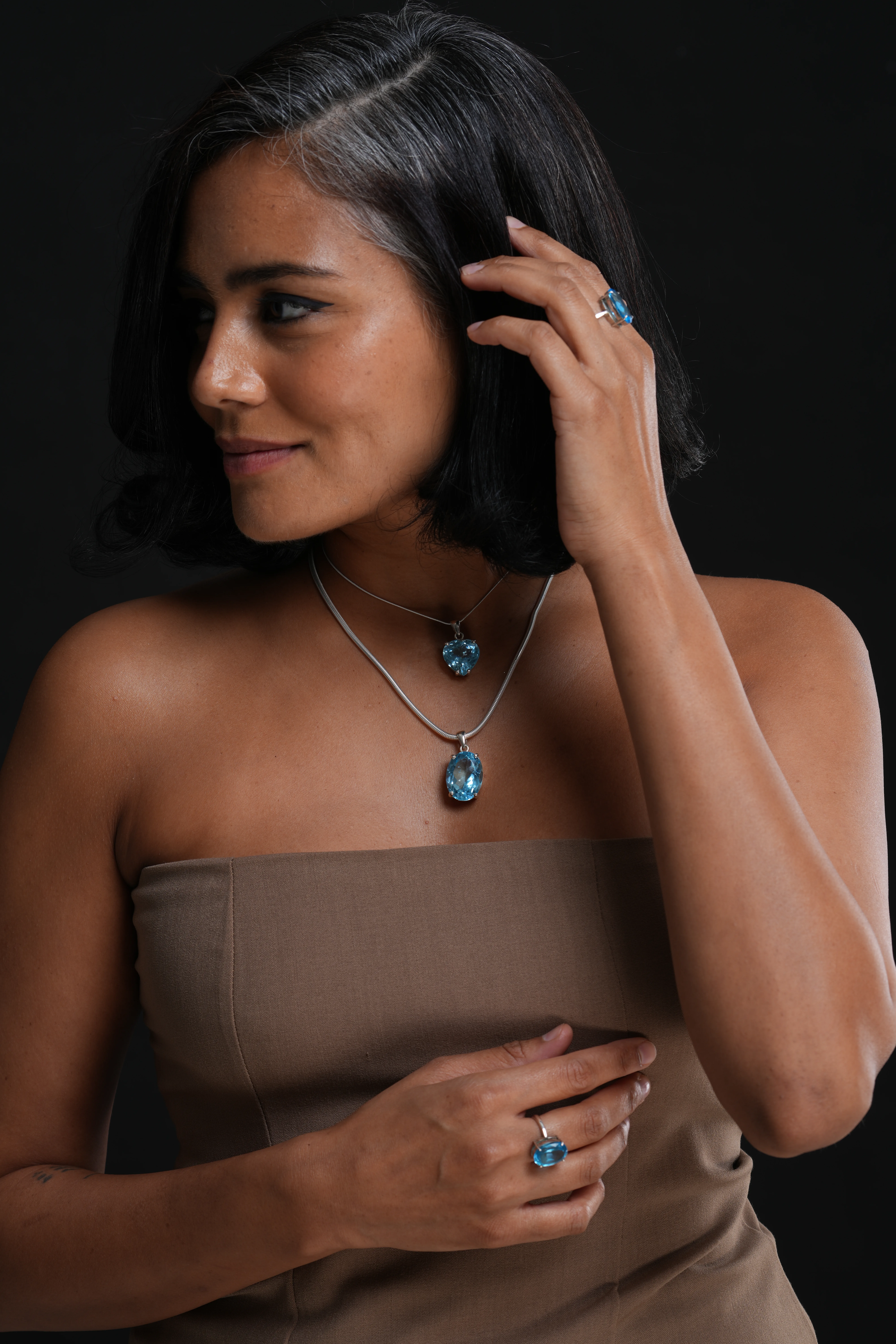 Blue Sovereign Oval Ring - image 3